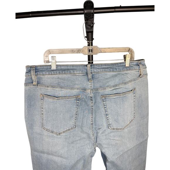 Candace Cameron Bure Jeans 20W TALL  NWT Light Wash Stretch Denim Mid Rise - Picture 2 of 10